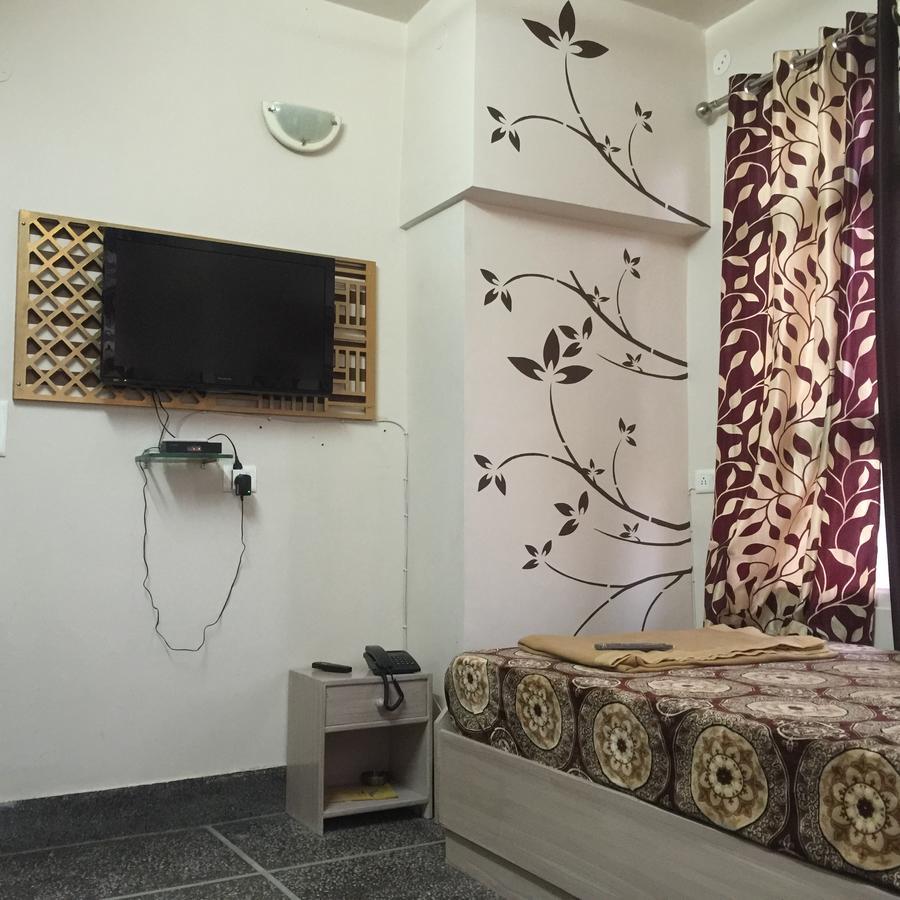 Harsh Hotel Suratgarh Phòng bức ảnh